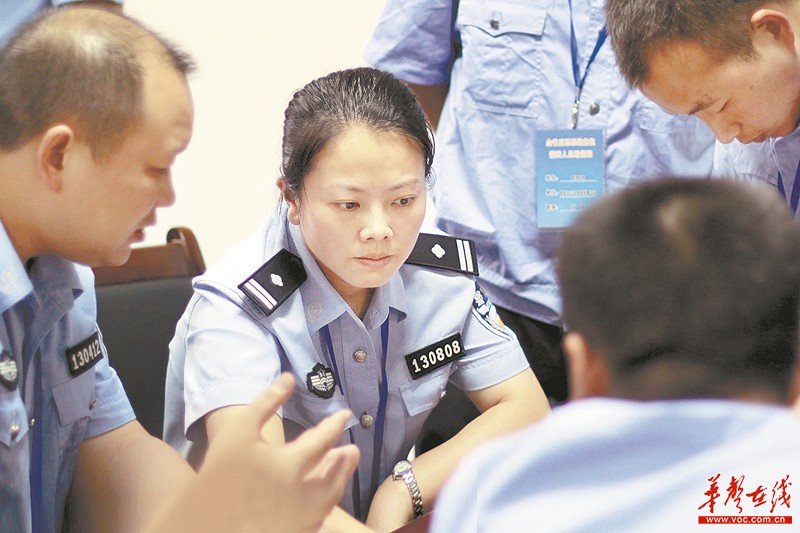 【十九大代表风采】李贝:警营甘苦 乐在其中|李