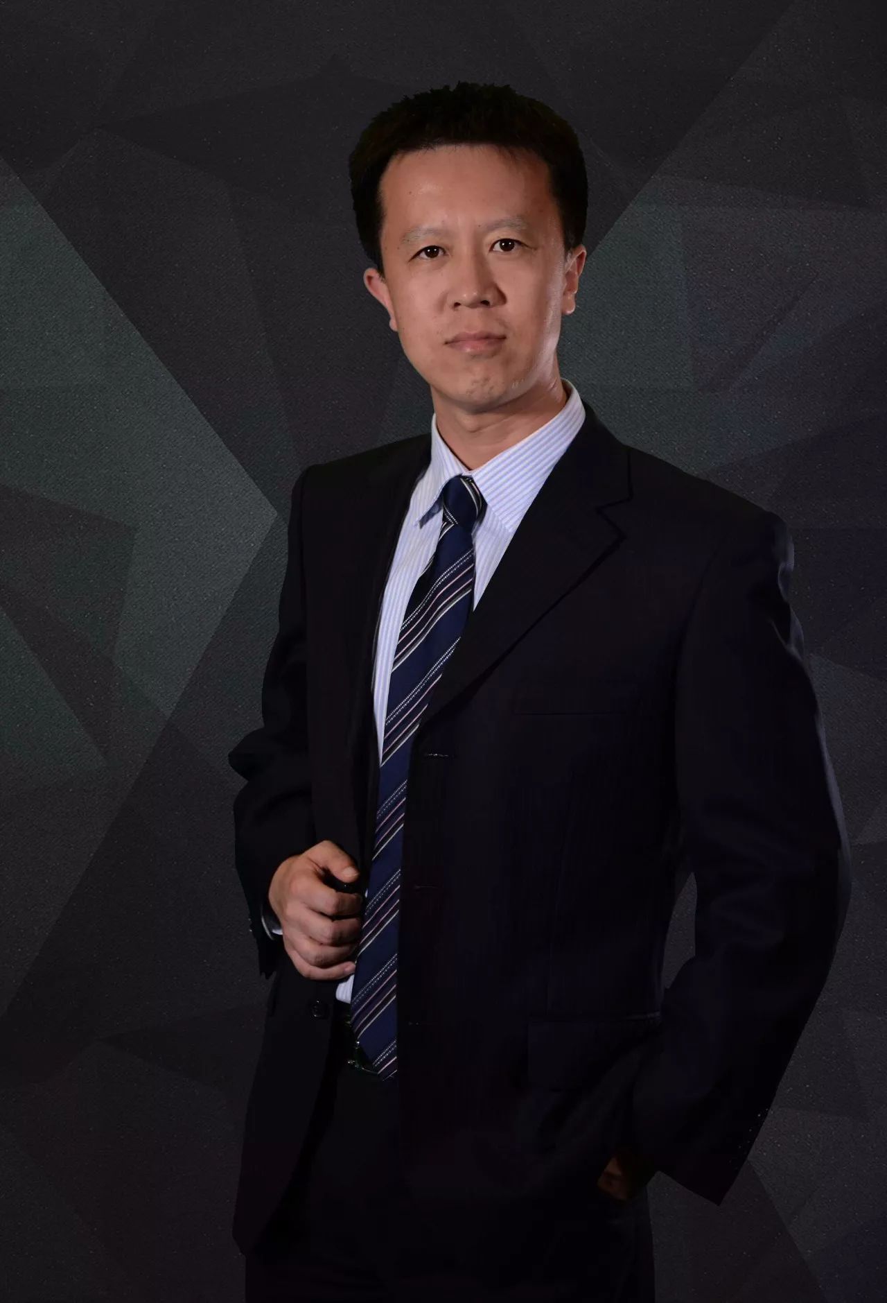 建信基金、富安达基金:市场确定性较高行业还