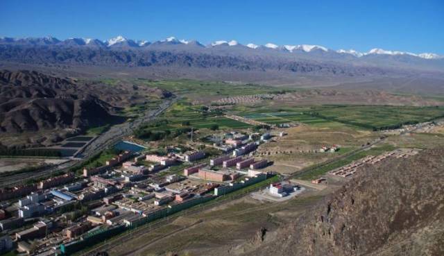 我要请假!去G7京新高速自驾游!