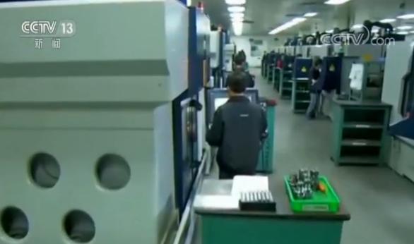 【青年中国范er】海归博士成卧底农民工 勇于