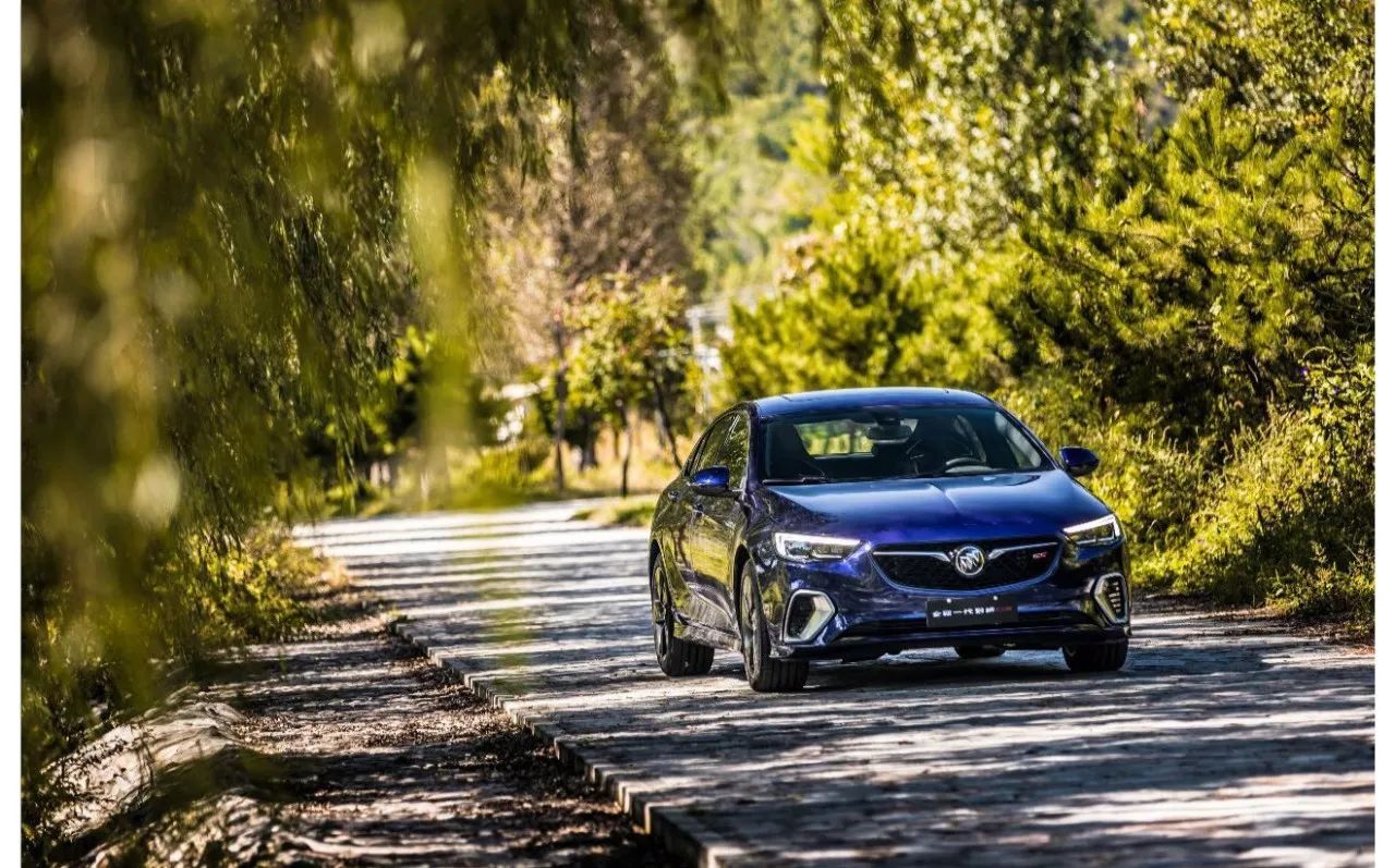 试驾丨君威GS就是一台跑山神器呀！