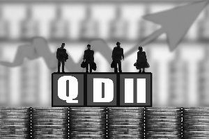 前三季QDII获史上最高收益率 基金经理热衷赴
