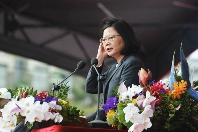 头条 | 蔡英文 双十 讲话无人买账 台媒:将陷台湾