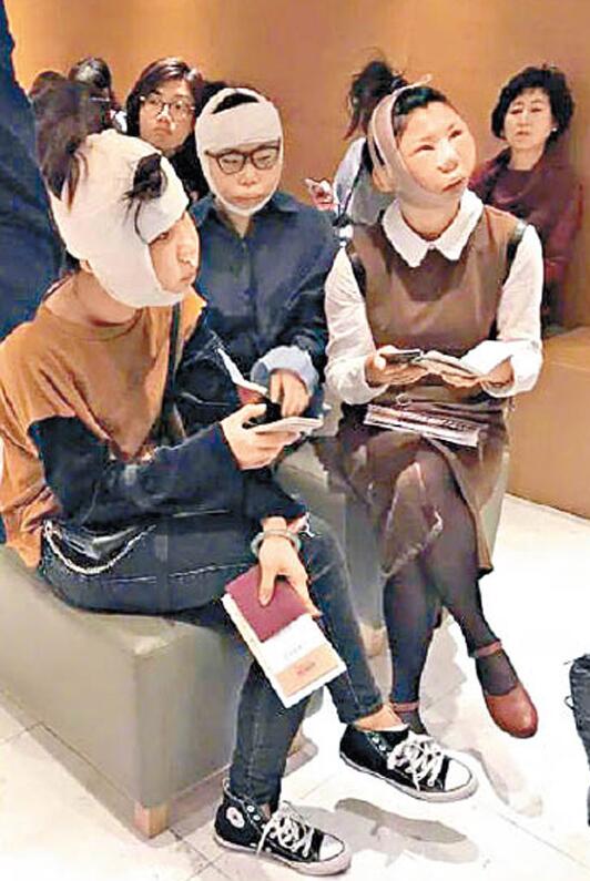 整容3女被滞留在韩国一机场(图片来源网络)