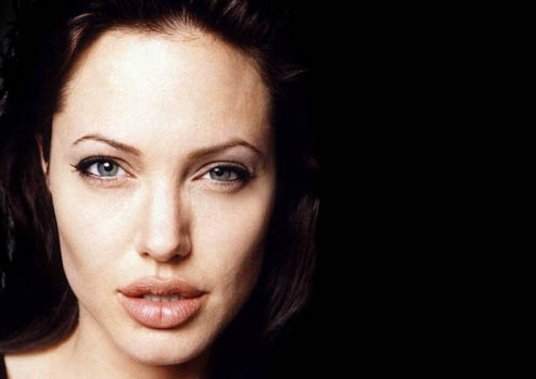 安吉丽娜·朱莉打破沉默站出来!好莱坞大佬性