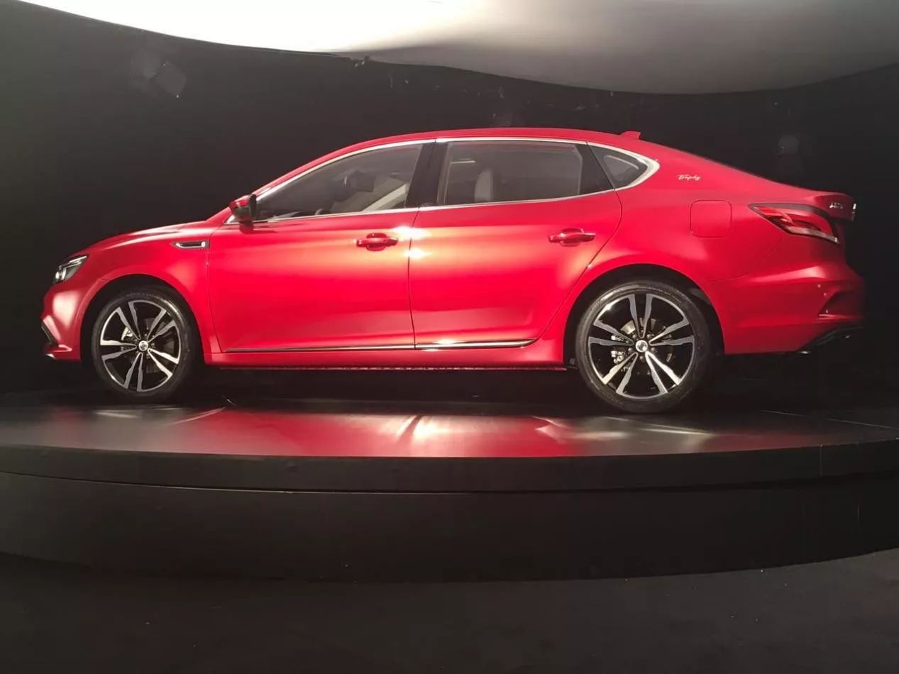 全新名爵6感性来袭，莫非就是MG重回主流的信号？