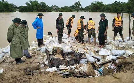 暴雨致越南37人死亡 越气象预报部门:近期将有