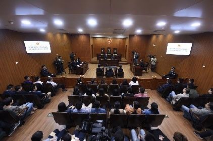 百名红通1号人员杨秀珠贪污、受贿案一审宣