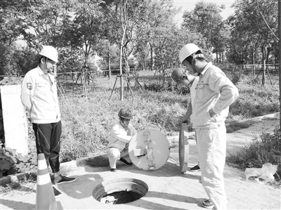 国网上海电力试点安装无线智能防盗井盖|上海