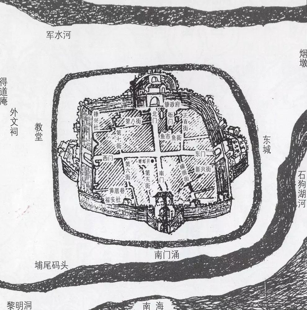 马戏团和流浪歌手来到捷胜城 | 正午·小城