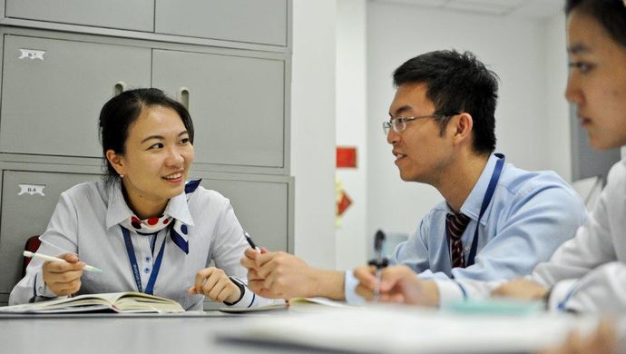 九大代表|这位85后银行经理,凭什么让客户放