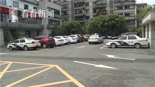 现在孩子已被民警送到了泸州市儿童福利院临时寄养,等待法院指定其监护人。目前,案件也正在进一步的审理中。