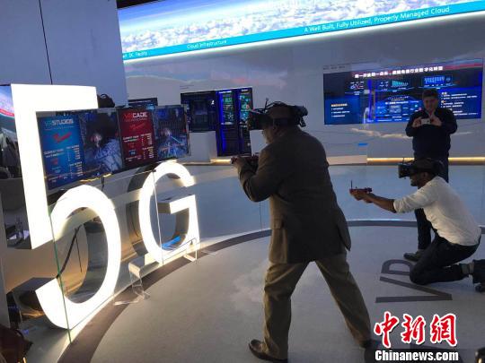 外国记者赞中国改革开放成就 望得知成功秘诀