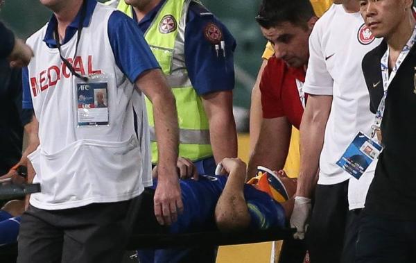 印尼传奇门将遭遇球场冲撞后身亡,守门员原来