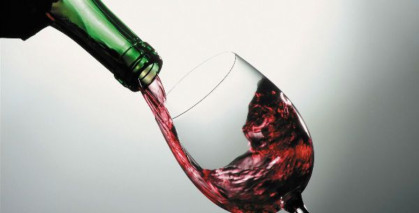 中粮旗下中国食品出售长城葡萄酒 转型专业饮