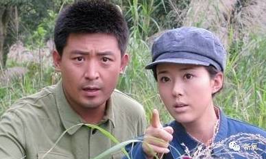 她曾是最美嫦娥,如今鼻子歪了、脸也僵了··