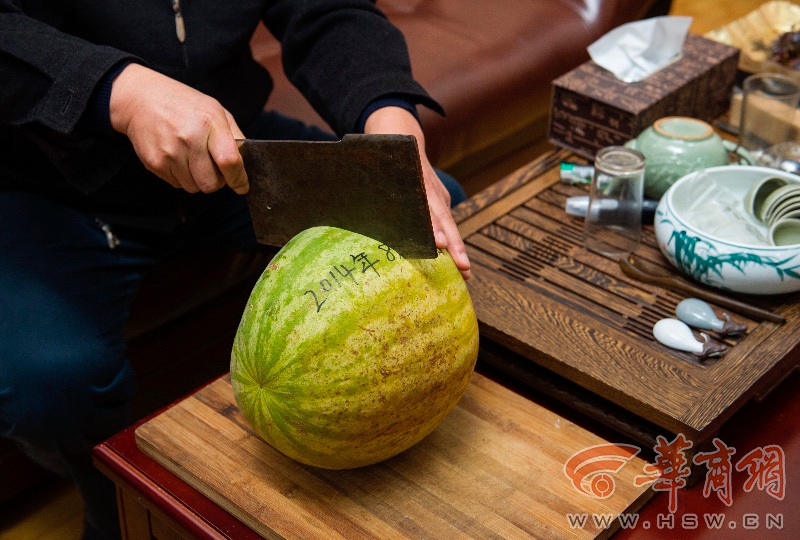 西瓜放置3年会怎么样？不仅没坏果香味还很清新！