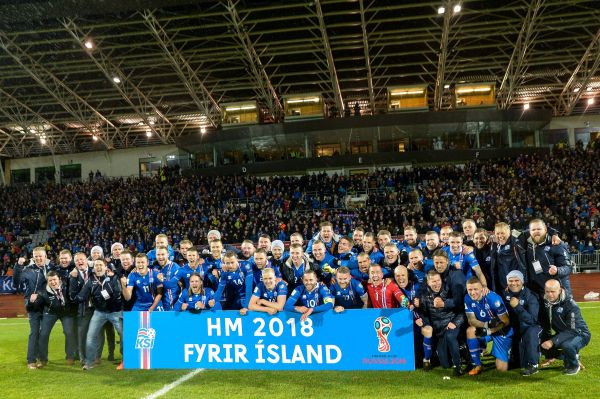 历史性晋级世界杯决赛圈 冰岛足球如何成就维