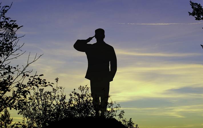 熄灯号 | 【10.17】虽然我已脱下军装,可我还是