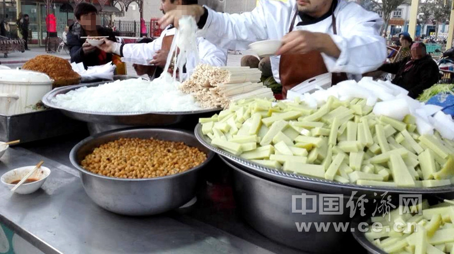新疆最牛夜市 吃货天堂墨玉博斯坦美食城|天堂