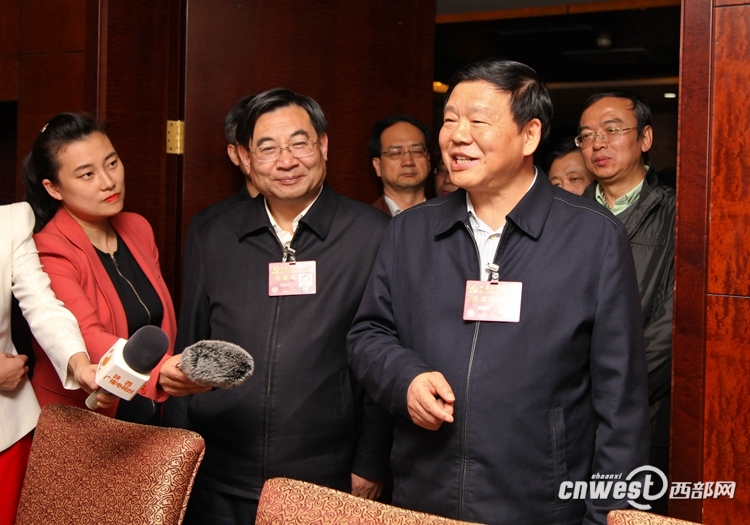 陕西省委书记娄勤俭,省长胡和平看望慰问我省参加党的十九大宣传报道