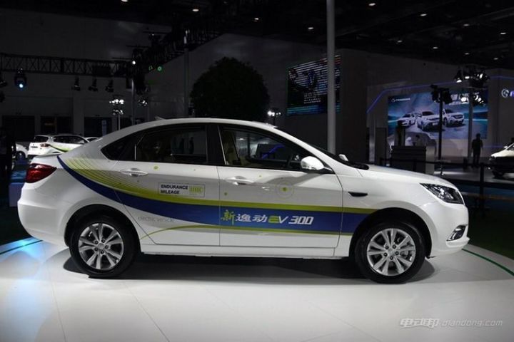 补贴后售12.19万，长安逸动EV300/逸动PHEV上市！