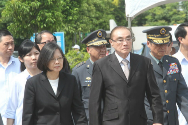 尴尬!蔡英文接见台 友邦 交流人员 对方却认错