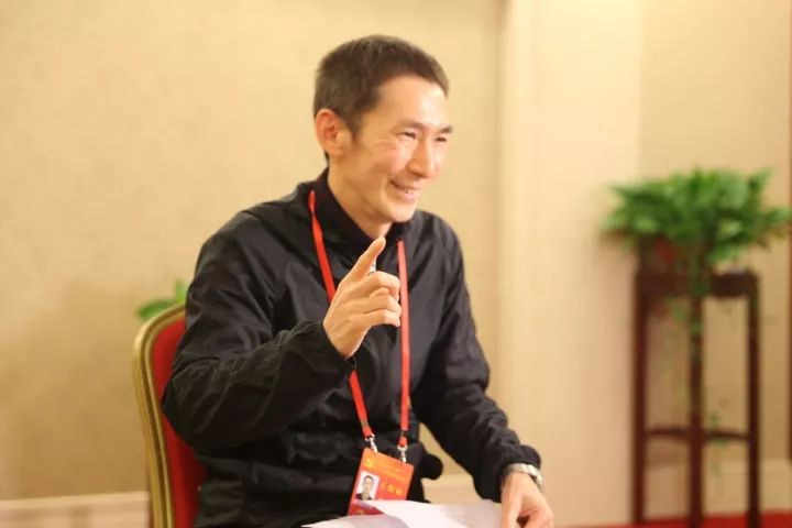 不忘初心英文怎么说?跟着官方翻译学起来!|拉