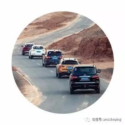 斑斓色彩下，你穿越山河，我铭记于心