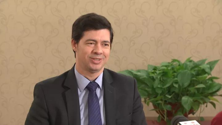 不忘初心英文怎么说?跟着官方翻译学起来!|拉