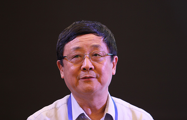 工程院院士吴建平:智慧能源趋势是互联,汽车或