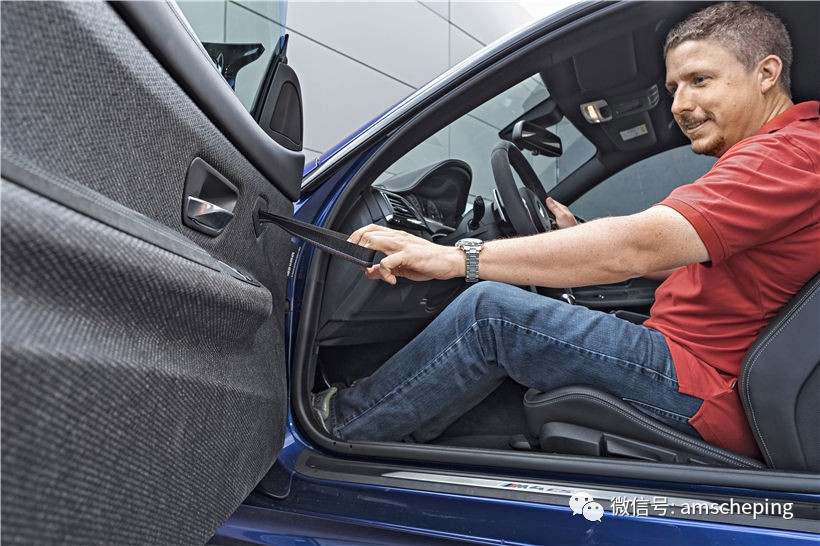 巴伐利亚之舞 试驾BMW M4 CS