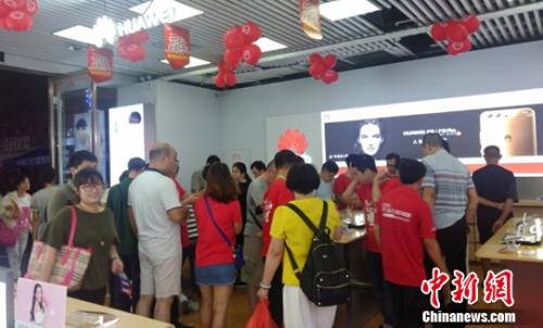 国美全渠道同步发售华为Mate10国行版|华为|国