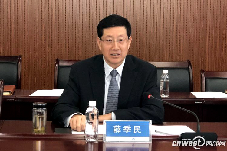 陕国投董事长_董事长办公室图片