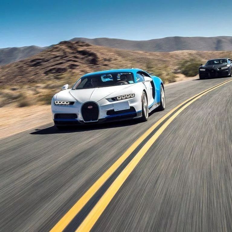 看片 | 每小时 420 千米只是限速的布加迪新车，人类又一次超越了自己！