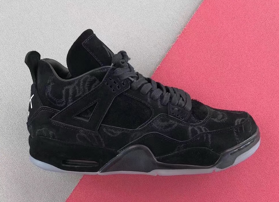 kaws x aj4 黑麂皮更多细节曝光