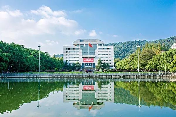 中南大学到底有多可怕？看完彻底腿软了！