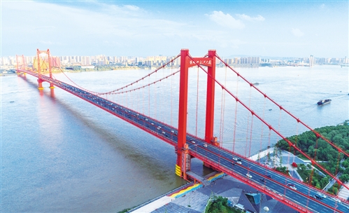 湖北经济总量多少_湖北经济学院(2)
