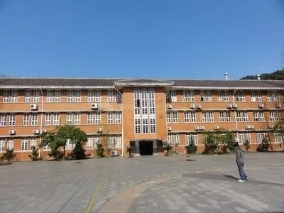 中南大学到底有多可怕？看完彻底腿软了！