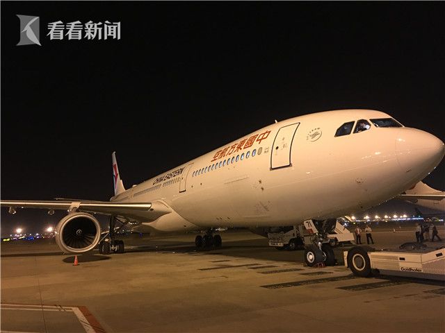 视频|女记者亲身体验战狼3民航包机跨越半个