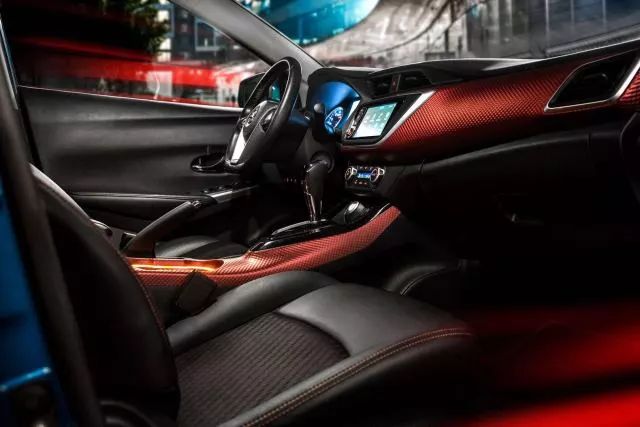 飚车打王者是男性专利?这几位颜值女神分分钟带你Carry全场