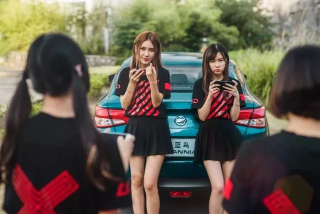 飚车打王者是男性专利?这几位颜值女神分分钟带你Carry全场