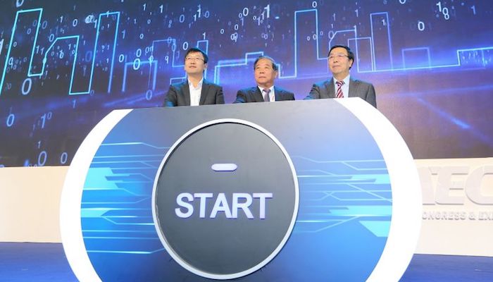 《2017中国汽车产业发展报告》正式发布 探讨