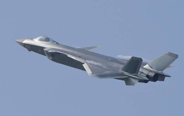歼20已进入中国空军服役▲歼-31未来的命运是出口沈飞和成飞作为