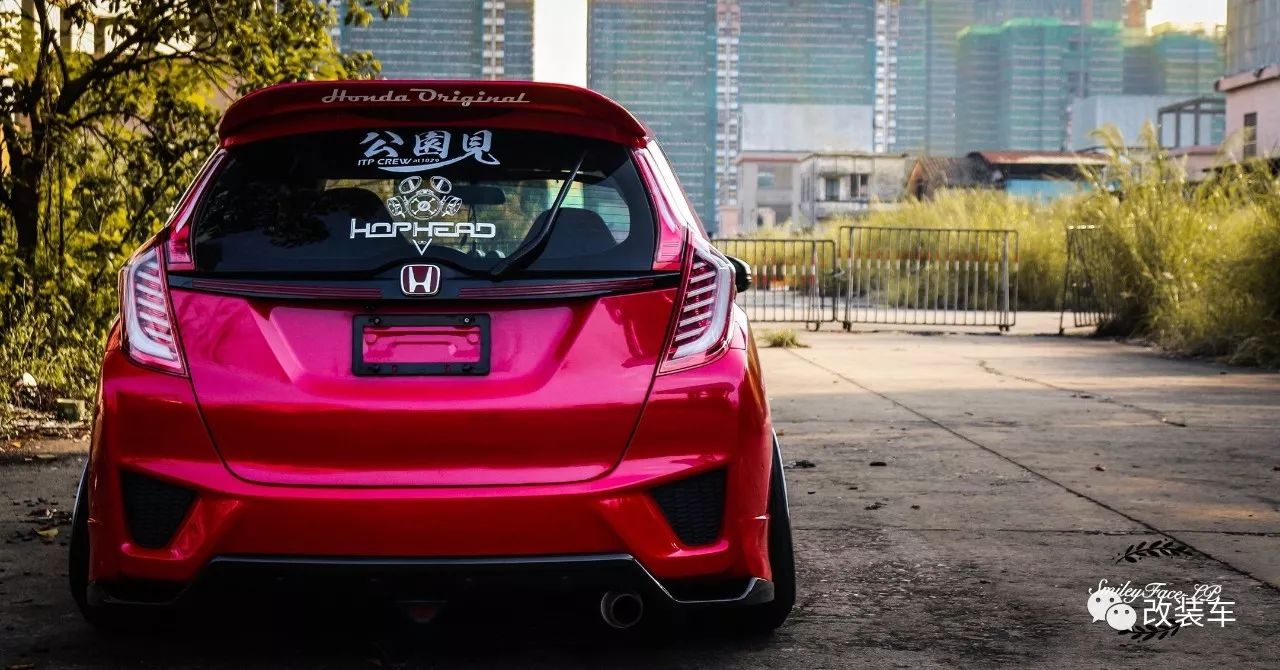 老妈把GK5换成了CVT,仍然阻挡不了他把飞度改装成