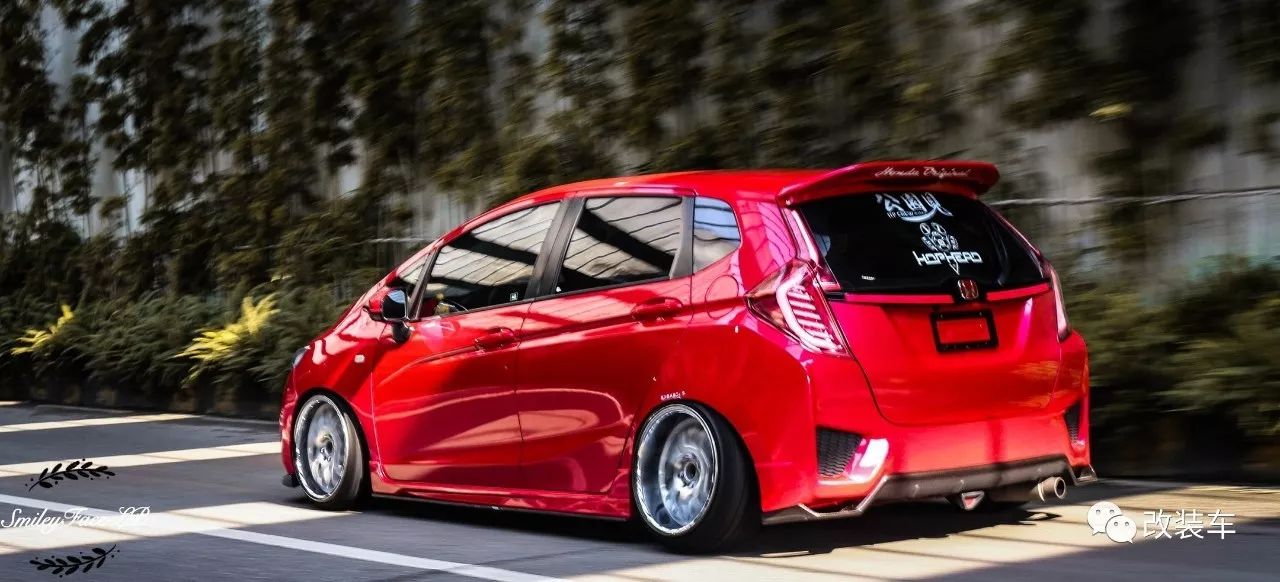 老妈把GK5换成了CVT,仍然阻挡不了他把飞度改装成