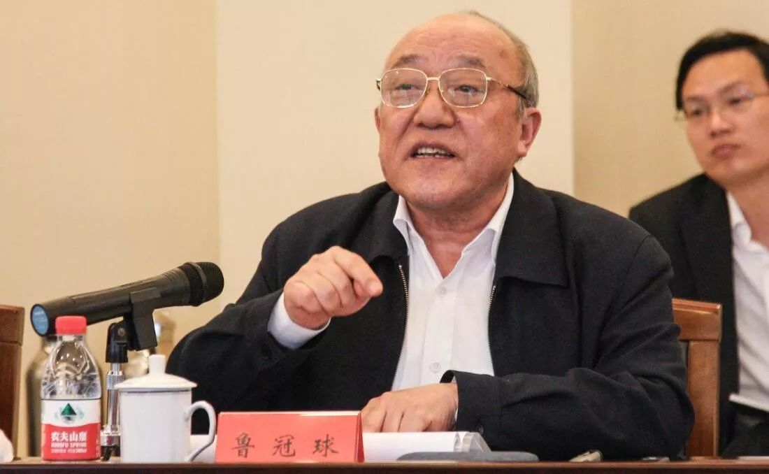 鲁冠球：从4千元起家到汽车业首富 缔造万向资本版图