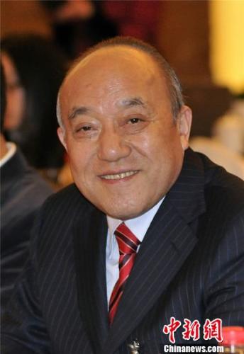 一代浙商传奇鲁冠球去世：曾创造中国式草根奇迹