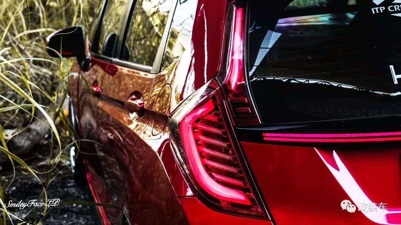 老妈把GK5换成了CVT,仍然阻挡不了他把飞度改装成