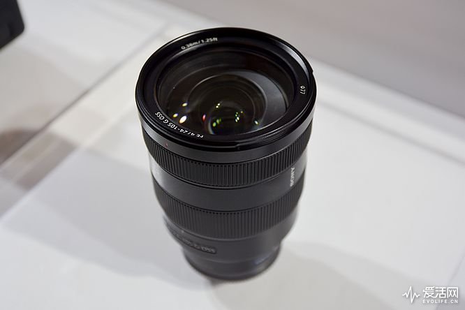 画质与速度齐飞 索尼全画幅微单A7RIII说全能这